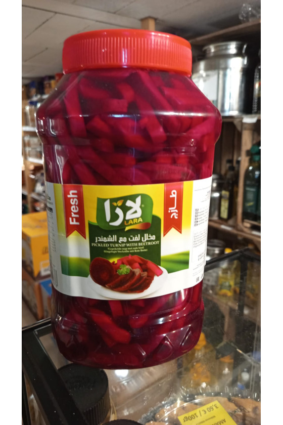 NAVET ET BETRAVES LARA...